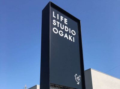 住宅展示場の看板