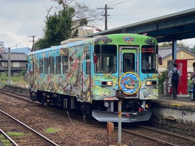 ラッピング列車　長良川鉄道・わくわくたんけん号　